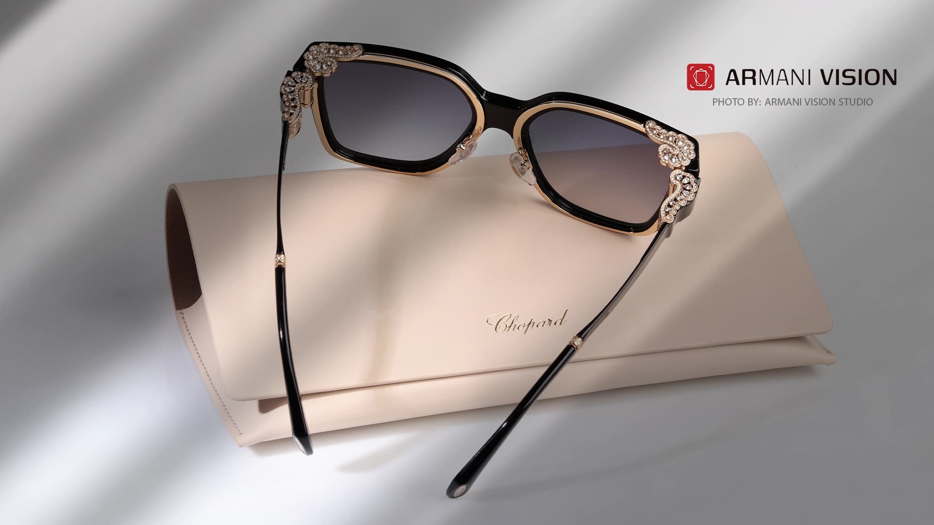 عینک شوپارد Chopard – SCH330S – 700 — تصویر ۸