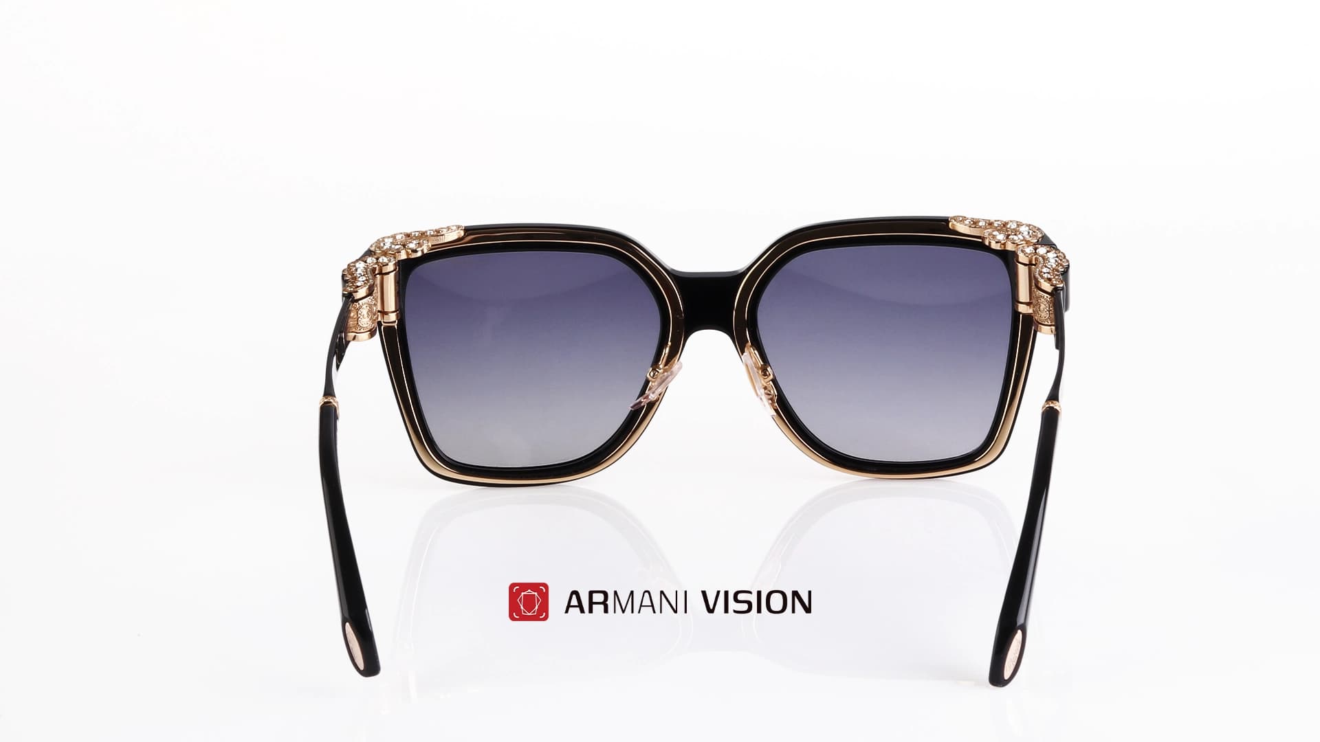 عینک شوپارد Chopard – SCH330S – 700 — تصویر ۳