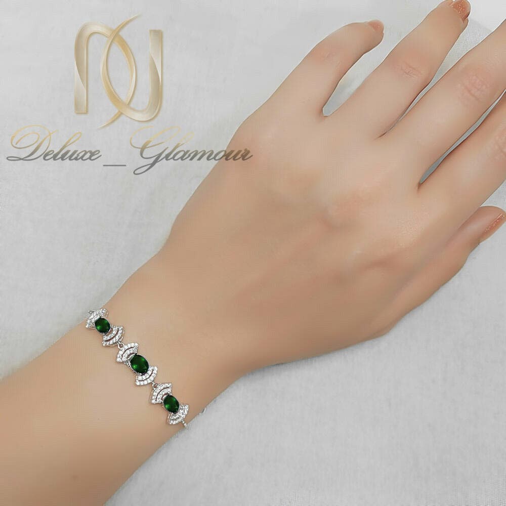 دستبند زنانه نقره عیار 925 نگین سبز طرح طلا — تصویر ۳