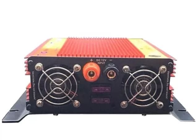 مبدل برق خودرو 2000 وات اینورتر G-Amistar 2000W — تصویر ۲
