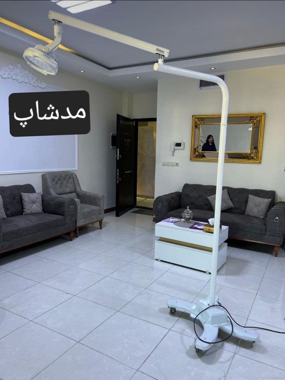 چراغ سیالتیک لایت پزشکی کاشت مو جراحی زیبایی تزریق — تصویر ۴