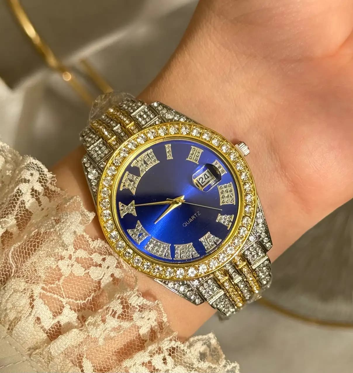 ساعت مچی فول نگین (دورنگ صفحه آبی) کد 5202