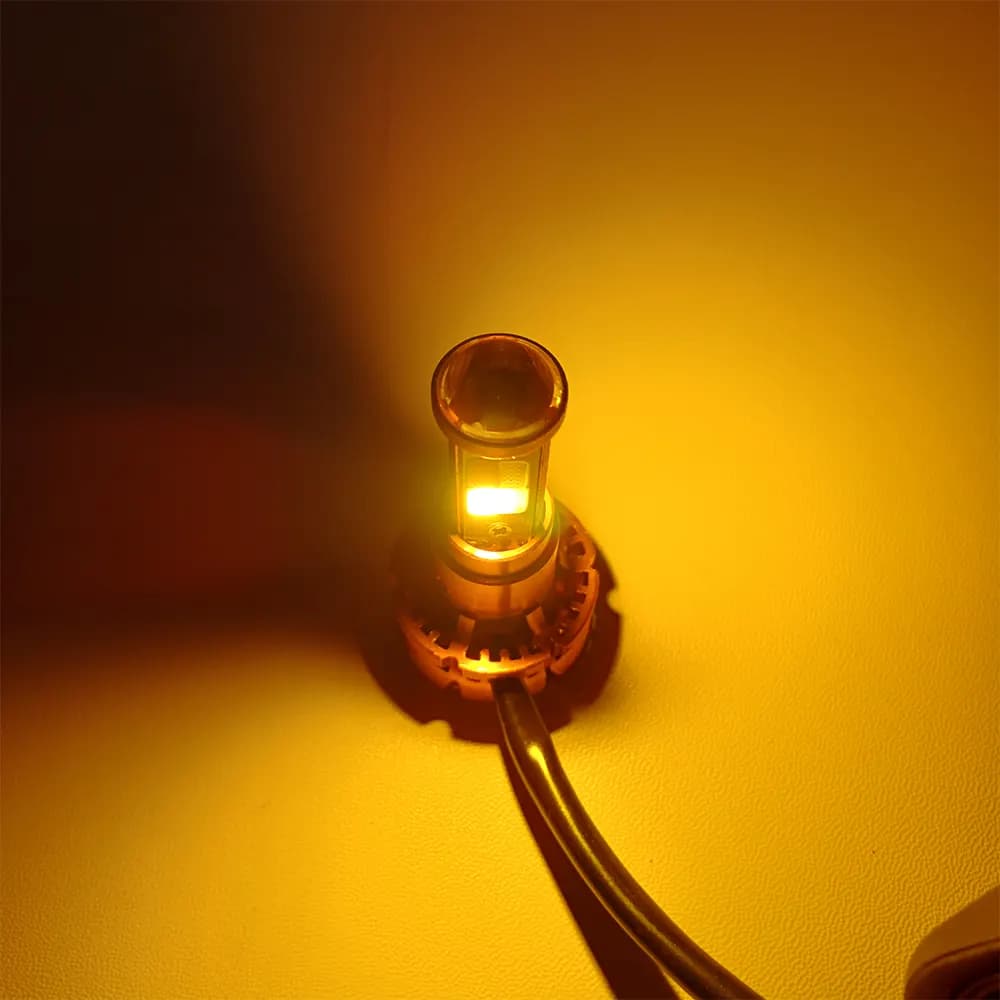 هدلایت 4 رنگ 5 حالته 3 طرفه ترانس دار کد 02 مناسب برای موتورسیکلت و ماشین — تصویر ۵