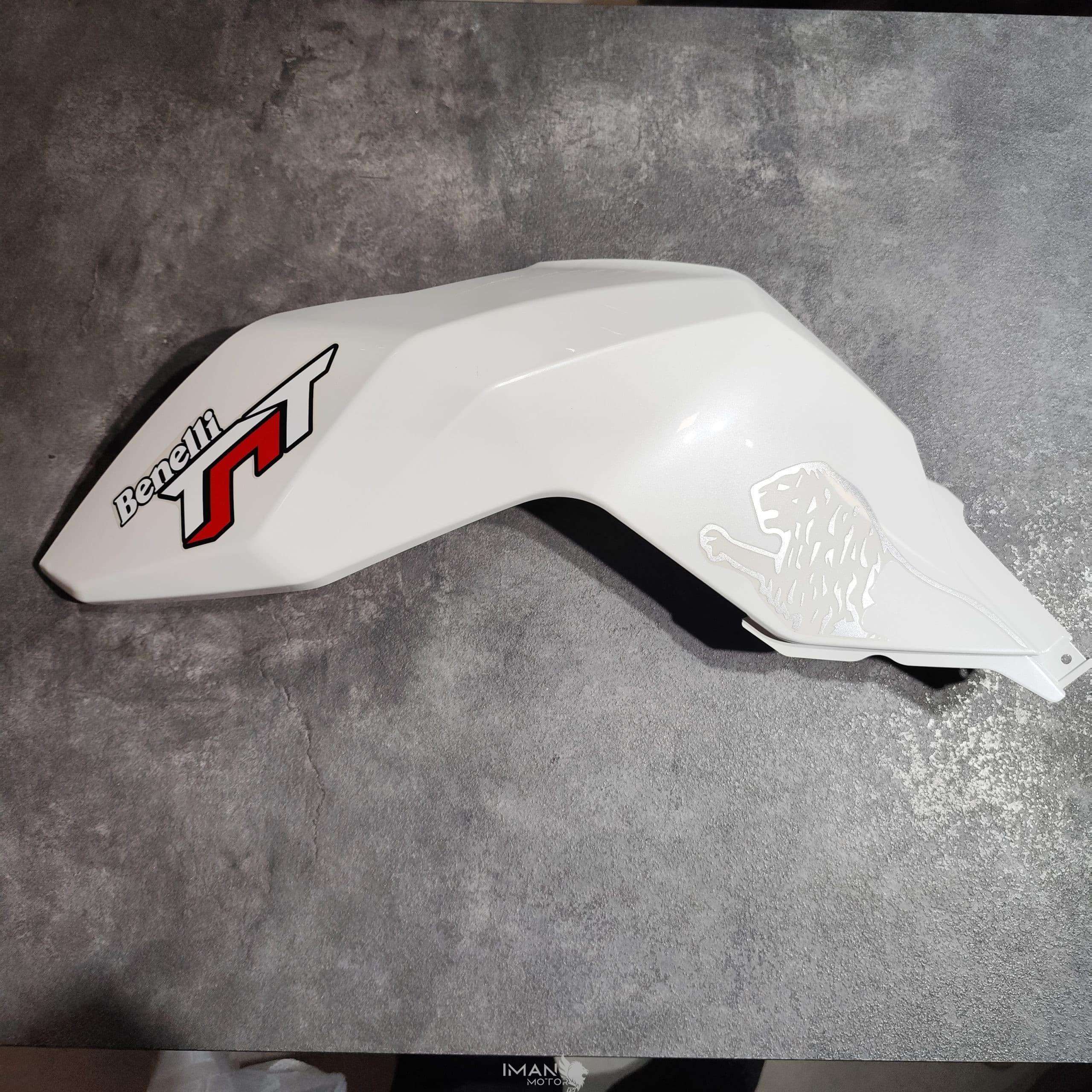 کاور بغل باک سفید چپ t135