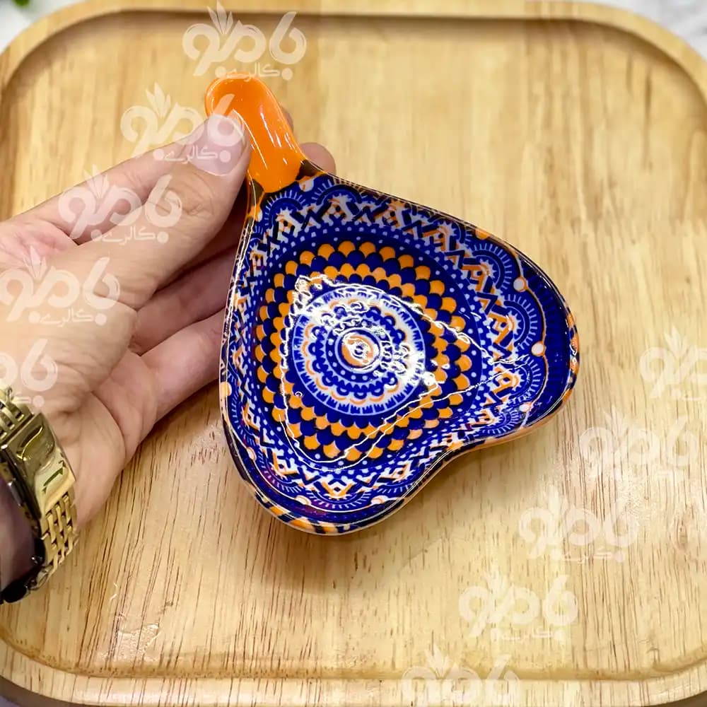 پیاله مزه خوری قلبی دسته دار — تصویر ۲