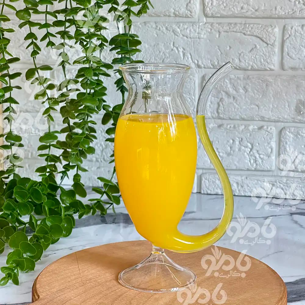 ماگ پیرکس نی سرخود طرح جام 335