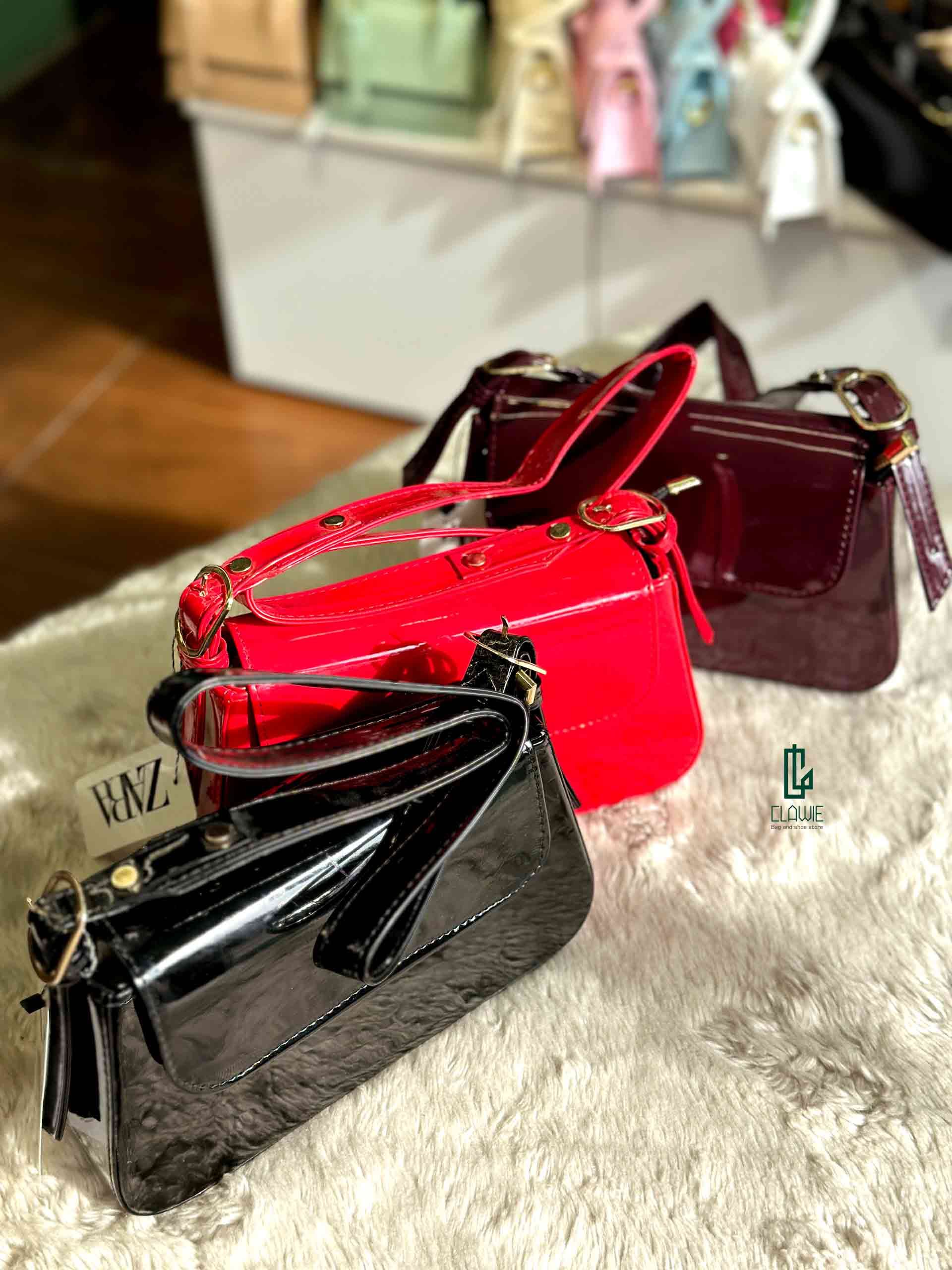 👝 کیف پاسپورتی : زارا_ ورنی