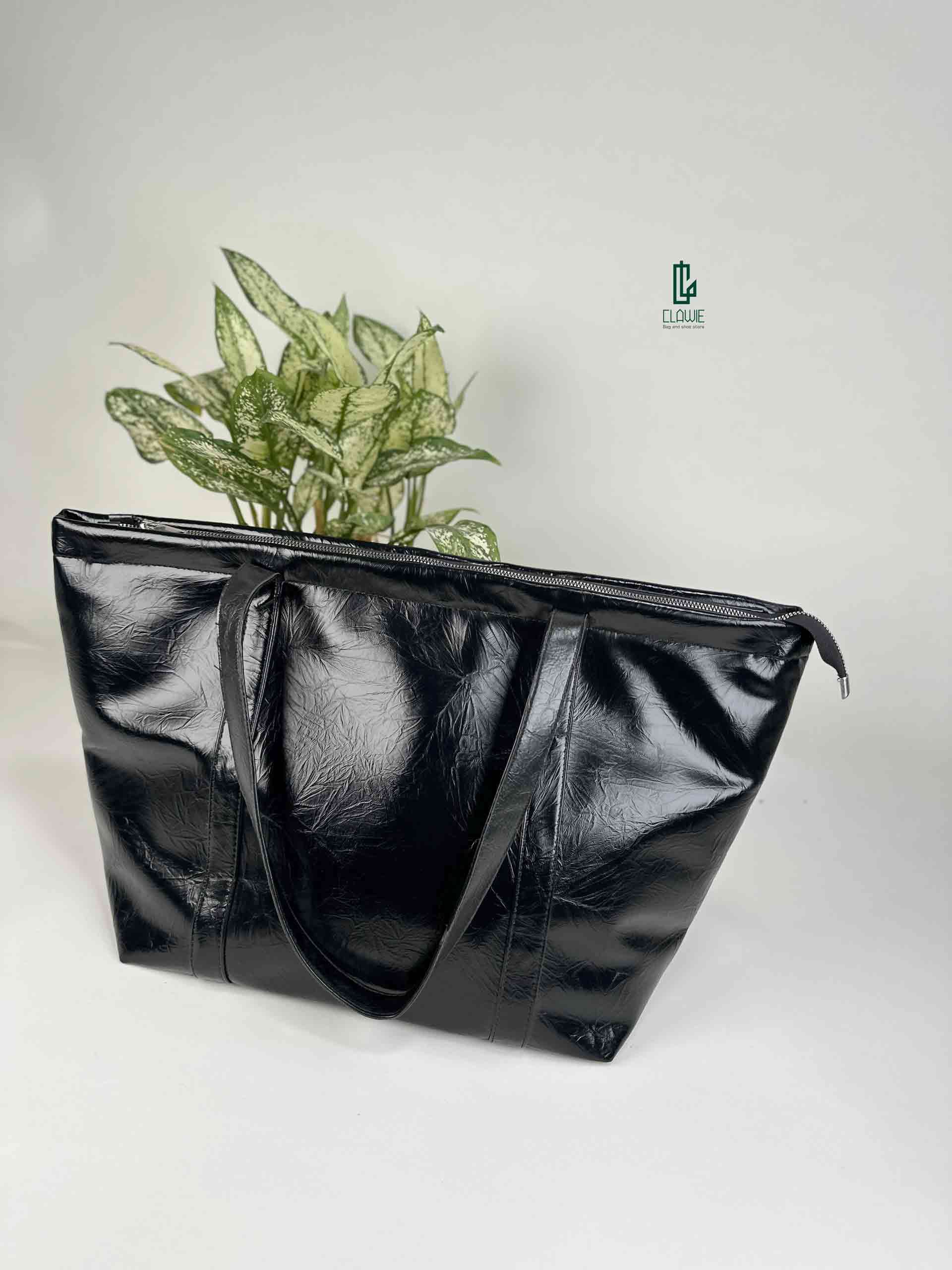 👝 کیف بزرگ : چرم ساده — تصویر ۳