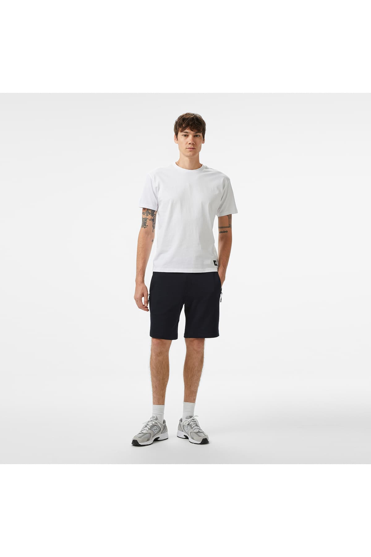 تی شرت ورزشی نیو بالانس مردانه پنبه ای سفید راسته Regular/رگولار بیسیک کژوال/روزمره | New Balance MNT1509-WT TR — تصویر ۳