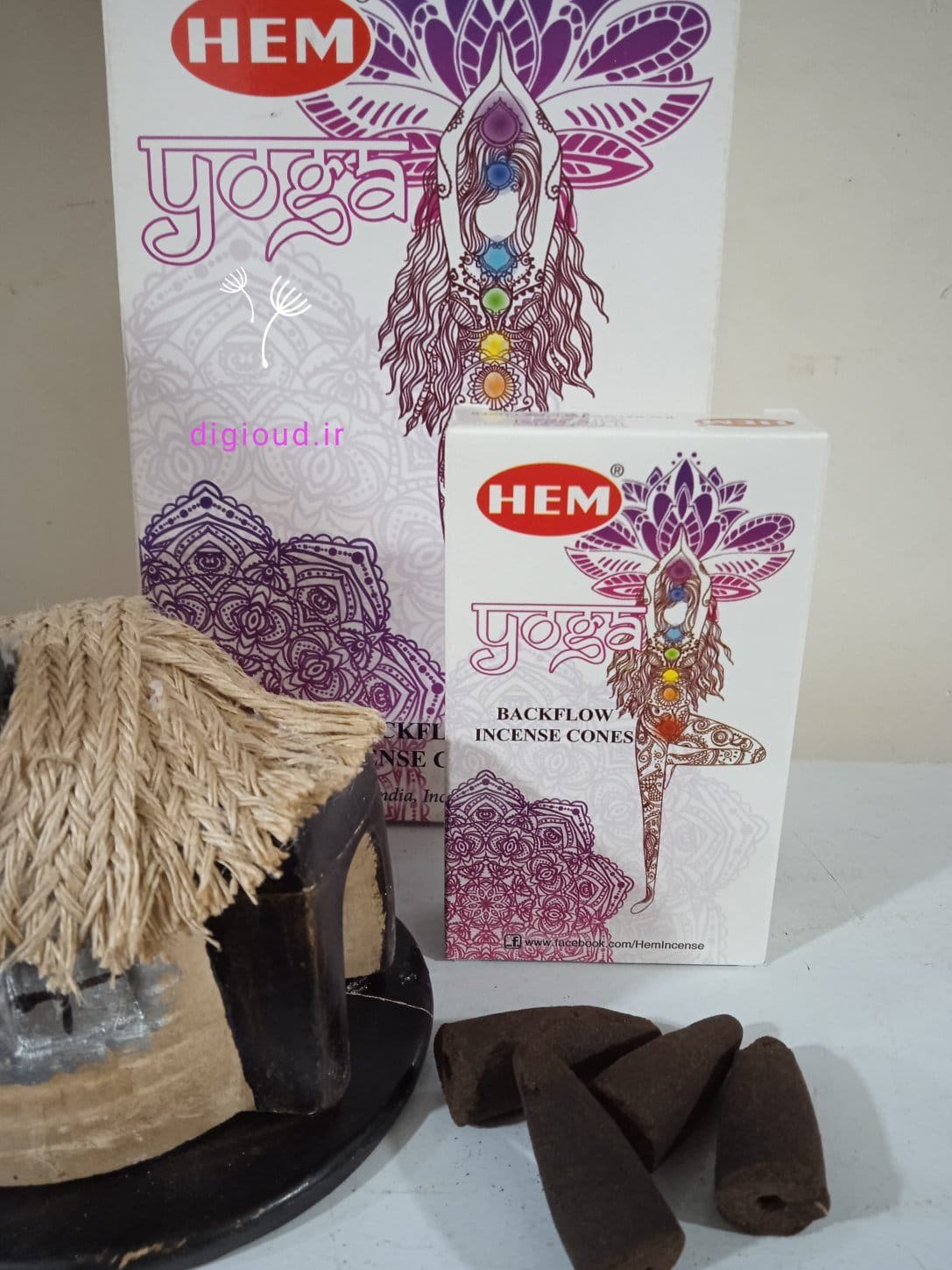 عود آبشاری یوگا (yoga) هم HEM