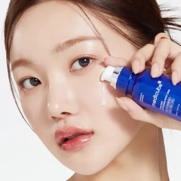 سرم صورت میکرونیدلینگ PDRN و اگزوزوم مدیکوب One Day Exosome Shot 2000 Medicube PDRN Pink Collagen Exosome Shot 2000 — تصویر ۳
