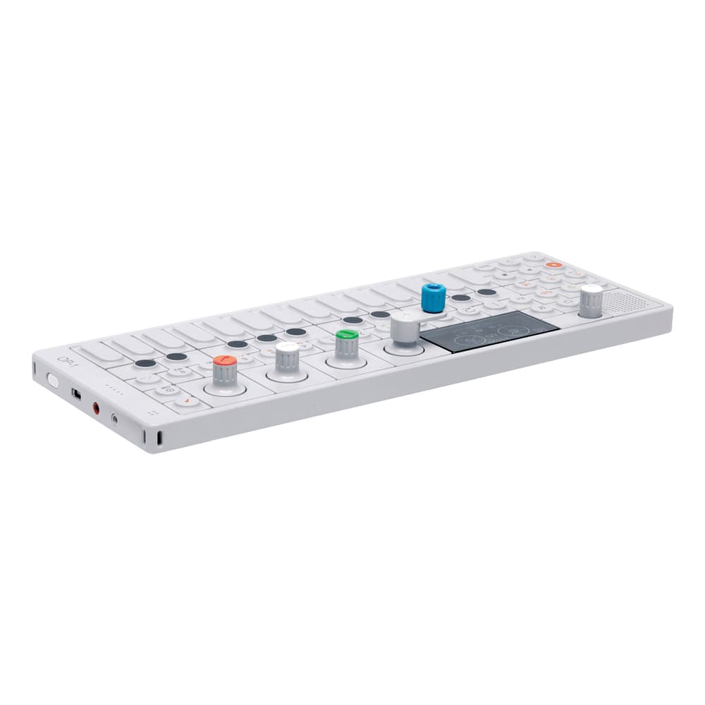 سینتی سایزر Teenage Engineering OP-1 — تصویر ۵