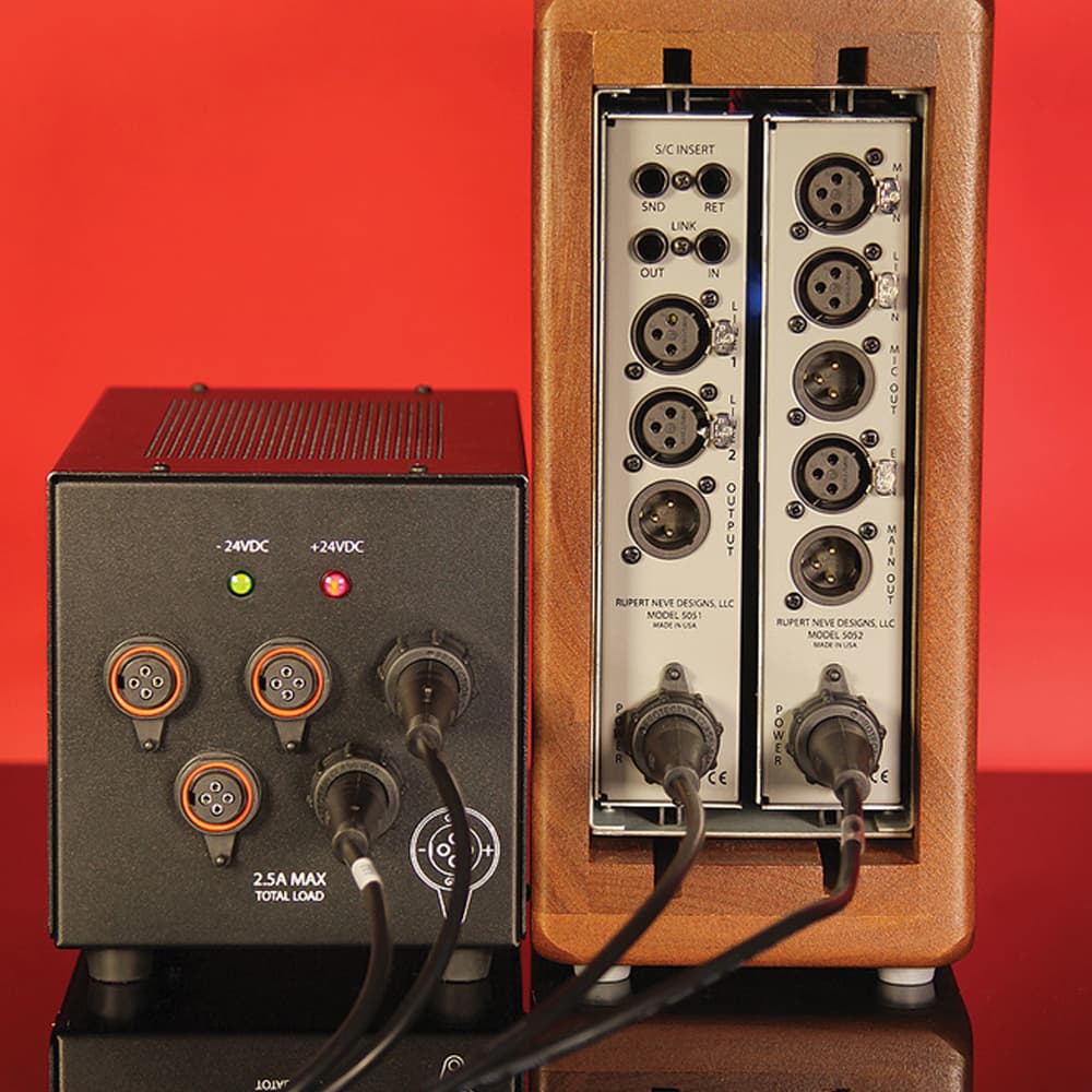 منبع تغذیه Rupert Neve Shelford Series 5Way — تصویر ۴