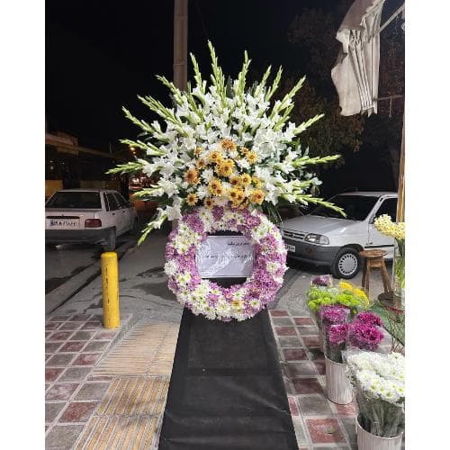تاج گل از گل فروشی شهرک دانشگاه تهران منطقه 21 t2320