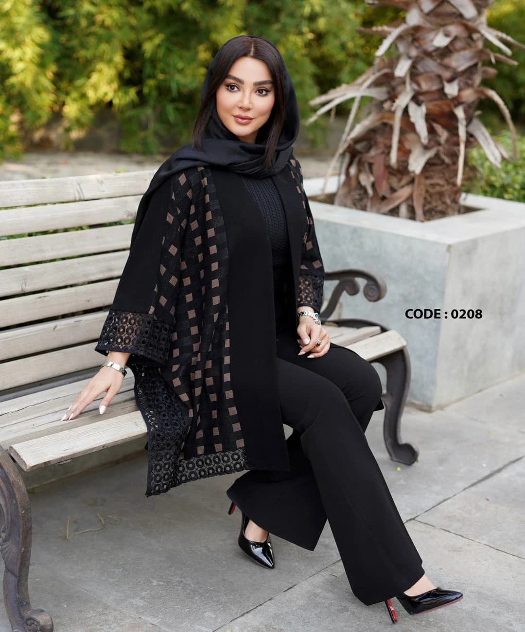 مانتو ژاکارد مدل حسنا — تصویر ۳