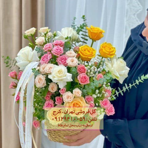 دسته گل روز مادر برای بانو – در گلفروشی جنت آباد جنوبی