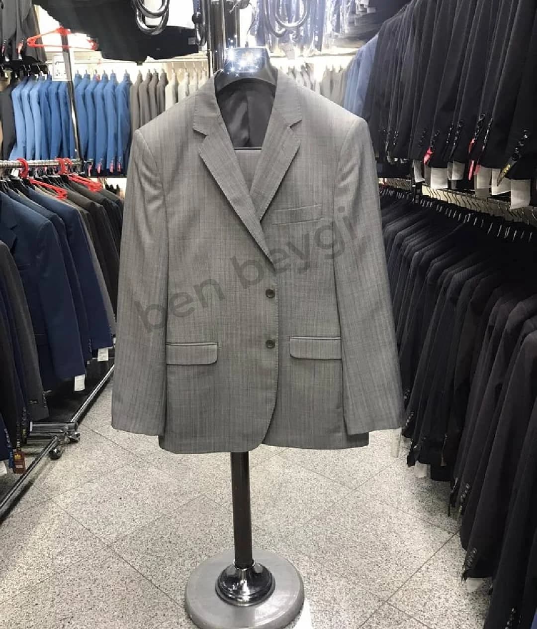 کت شلوار مردانه پارچه فاستونی رنگ کرم روشن ساده کد ram15909
