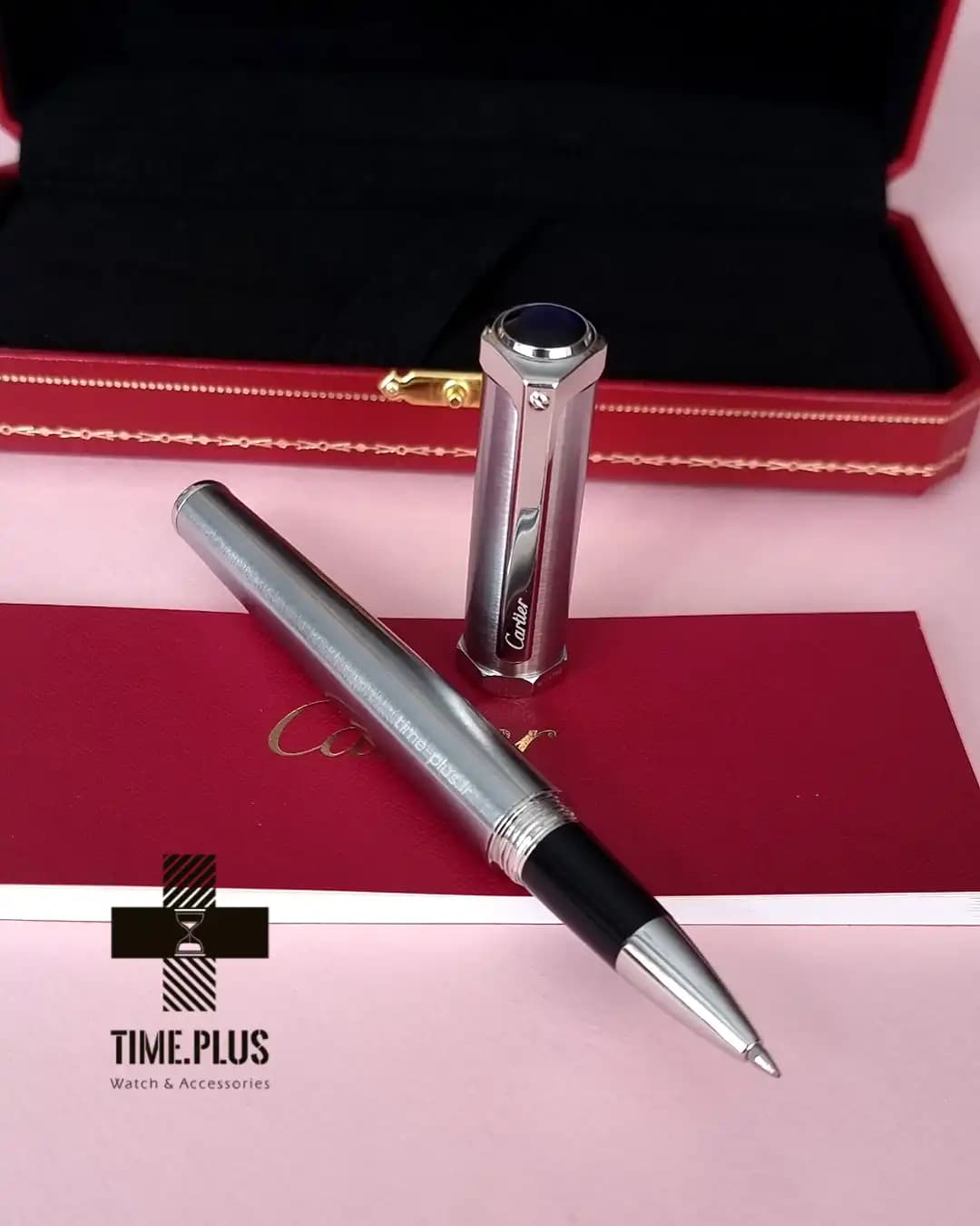 خودکار کارتیه نقره ای مدل Santos-Dumont کیفیت مستر — تصویر ۴