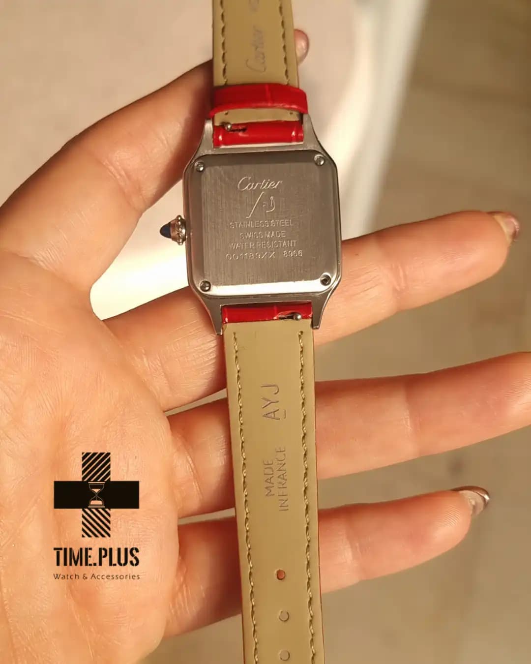 ساعت کارتیر زنانه Santos dumont red strap — تصویر ۷