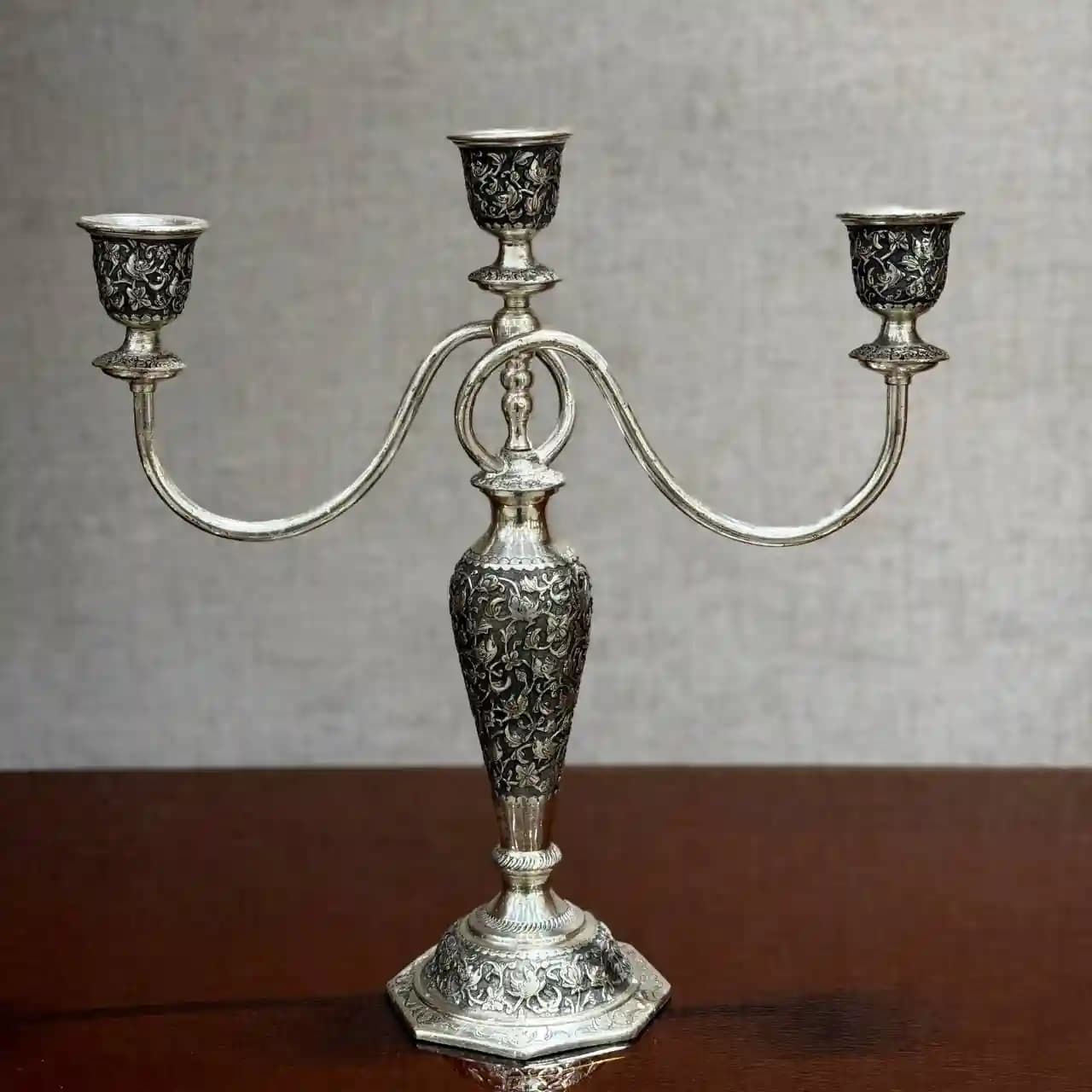 شمعدان نقره سه شاخه جفتی گل و مرغ درجه یک — تصویر ۵