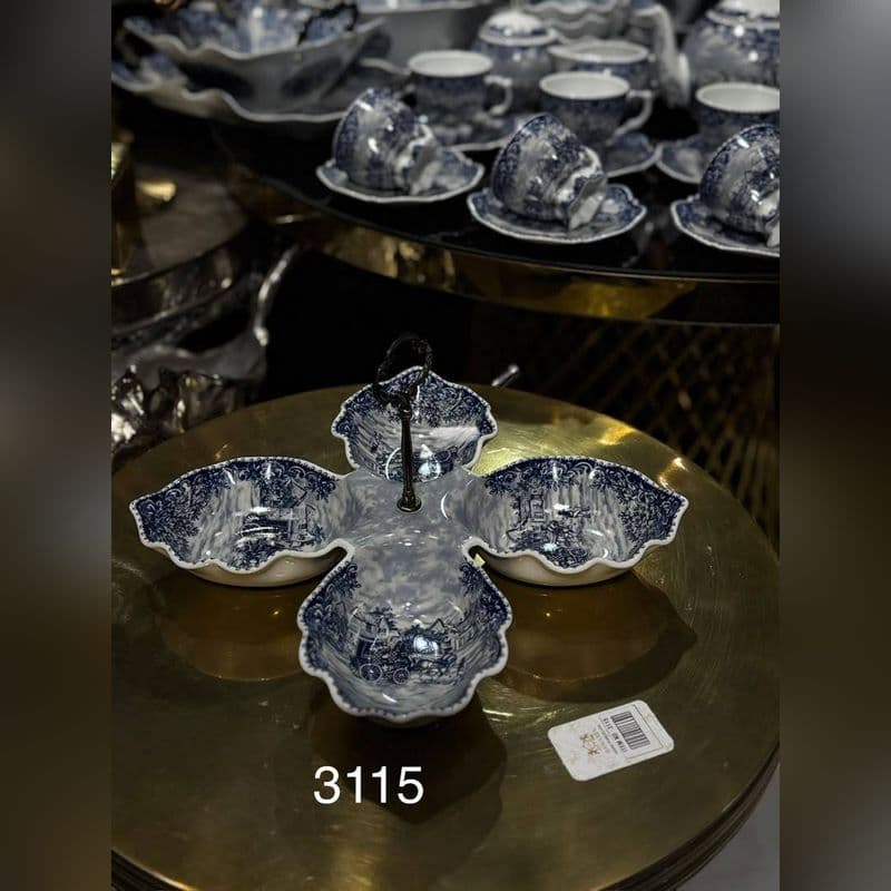 اردو خوری چهارتایی گاردن بلو