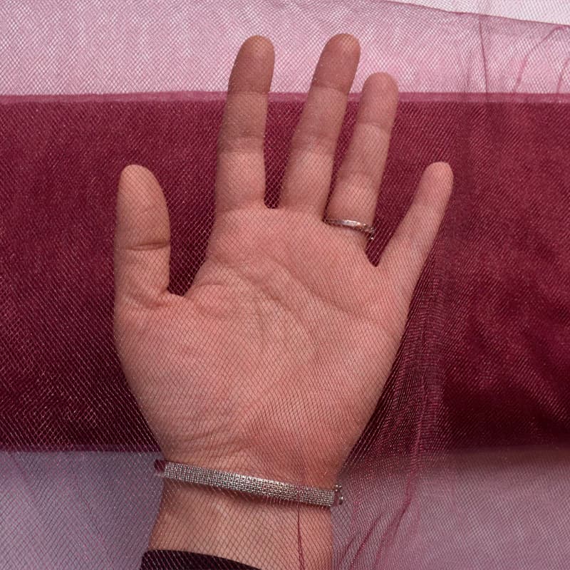 پارچه تور کریستال زرشکی — تصویر ۲