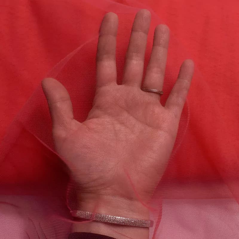 پارچه تور فرانسوی رنگ مرجانی — تصویر ۳