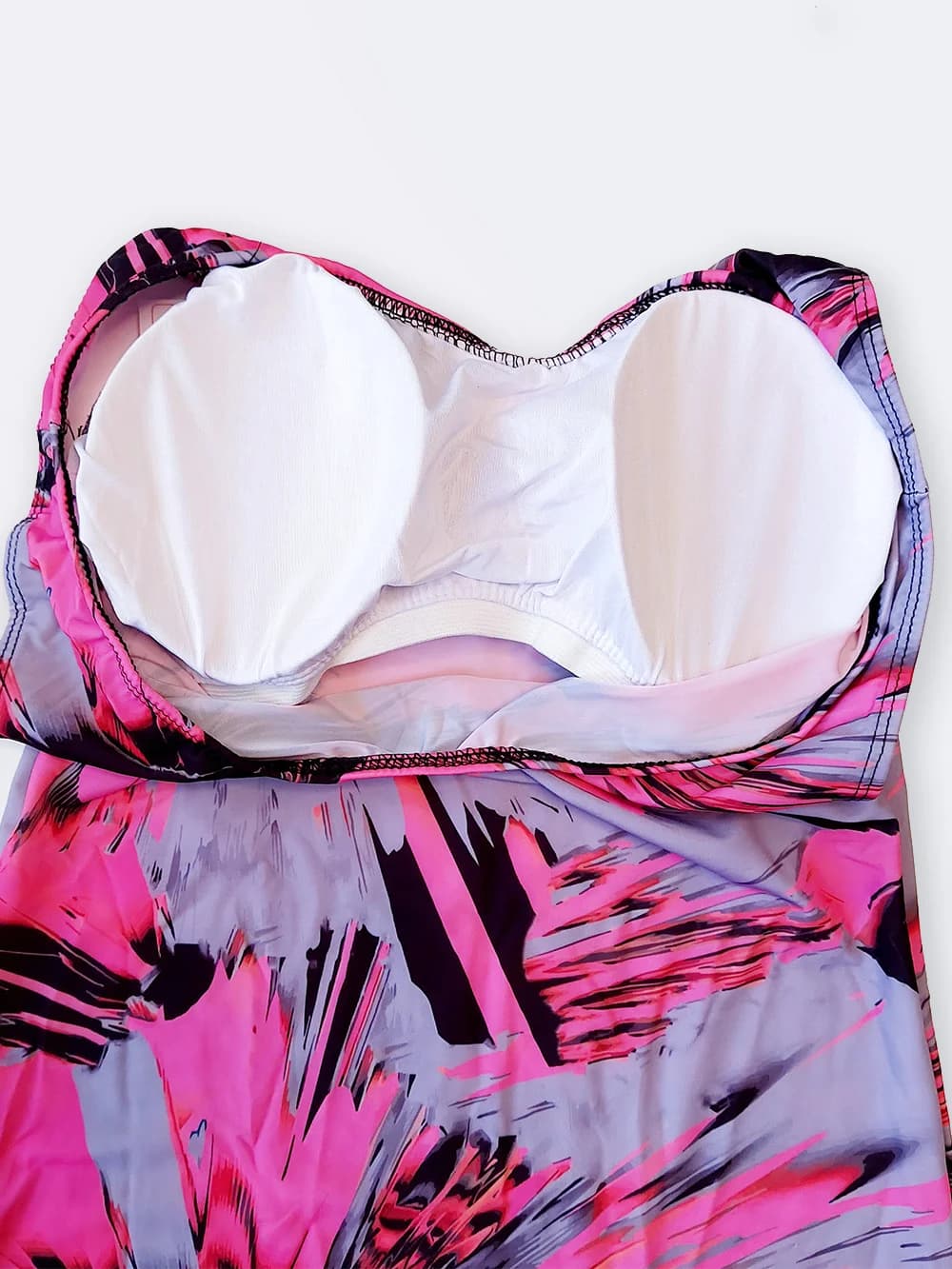 مایو پادار زنانه بلند برای استخر شنا بصورت کاپدار اسپیدو ( Speedo ) صورتی رنگ — تصویر ۵