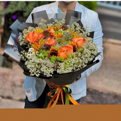 تحویل فوری دسته گل در مرکز خرید تیراژه 2 2521