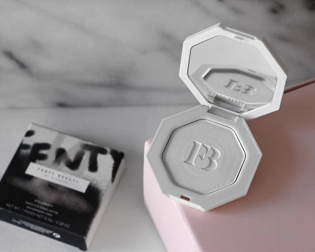 هایلایتر فنتی بیوتی مدل متال مون | Fenty Beauty Killawatt Freestyle Highlighter Metal Moon — تصویر ۲