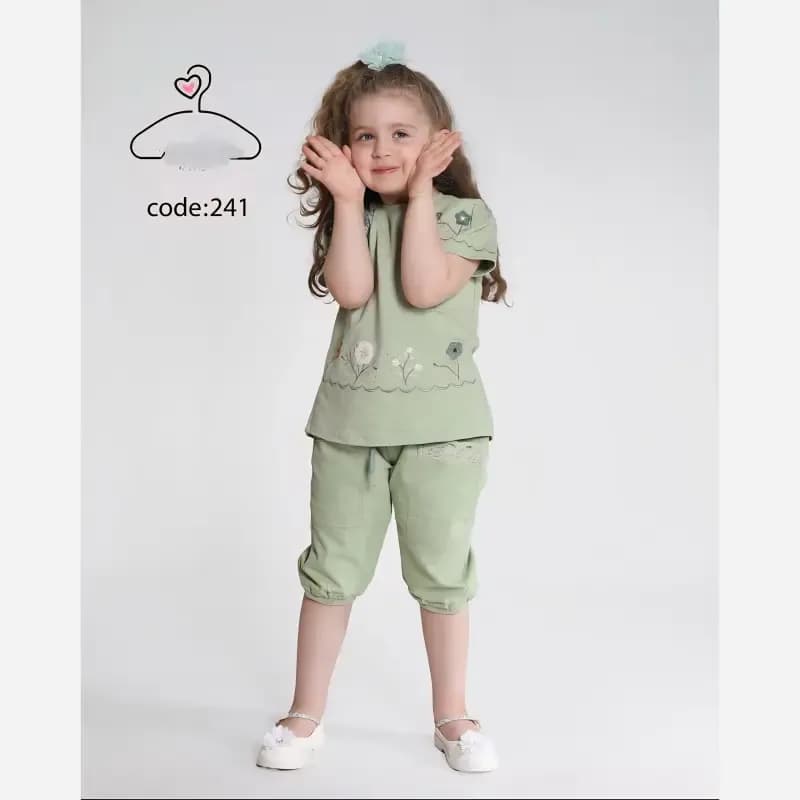 ست تاپ و شلوارک دخترانه جنس بلوز پنبه لاکرا و شلوارک کتان سایز 40 تا 55 — تصویر ۸