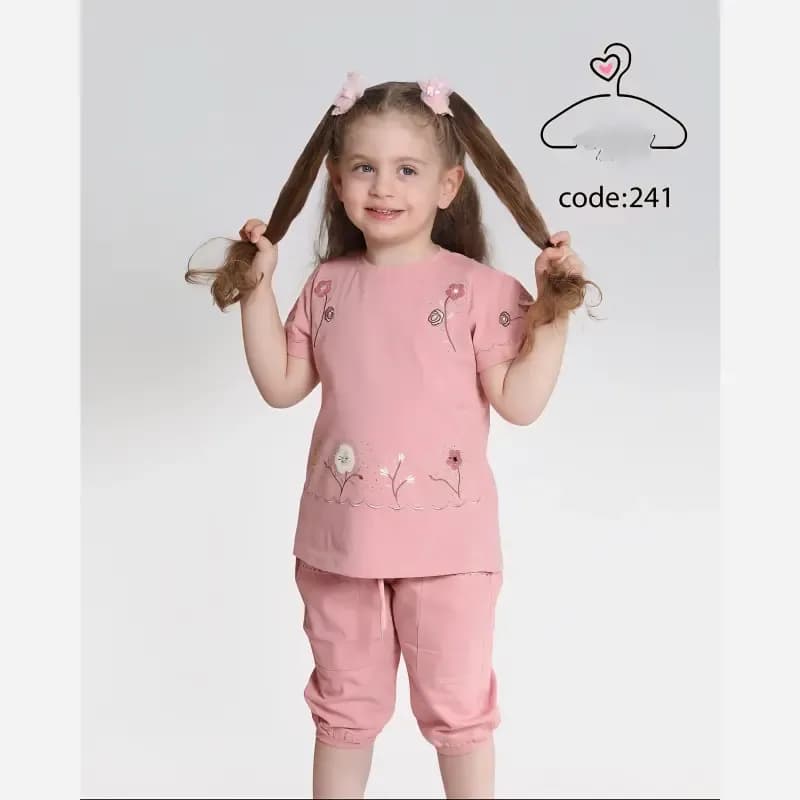 ست تاپ و شلوارک دخترانه جنس بلوز پنبه لاکرا و شلوارک کتان سایز 40 تا 55 — تصویر ۵