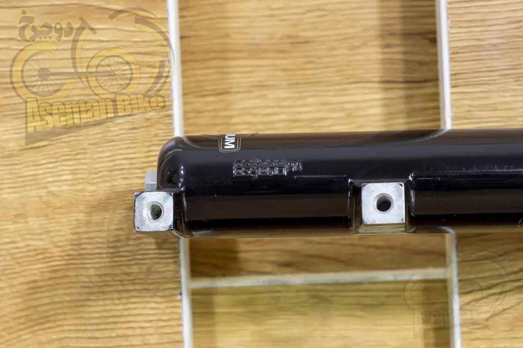 دوشاخ جلو دوچرخه مانیتو RSEVEN سایز 26 Bicycle Fork Manitou R7 RSEVEN Size 26 — تصویر ۵