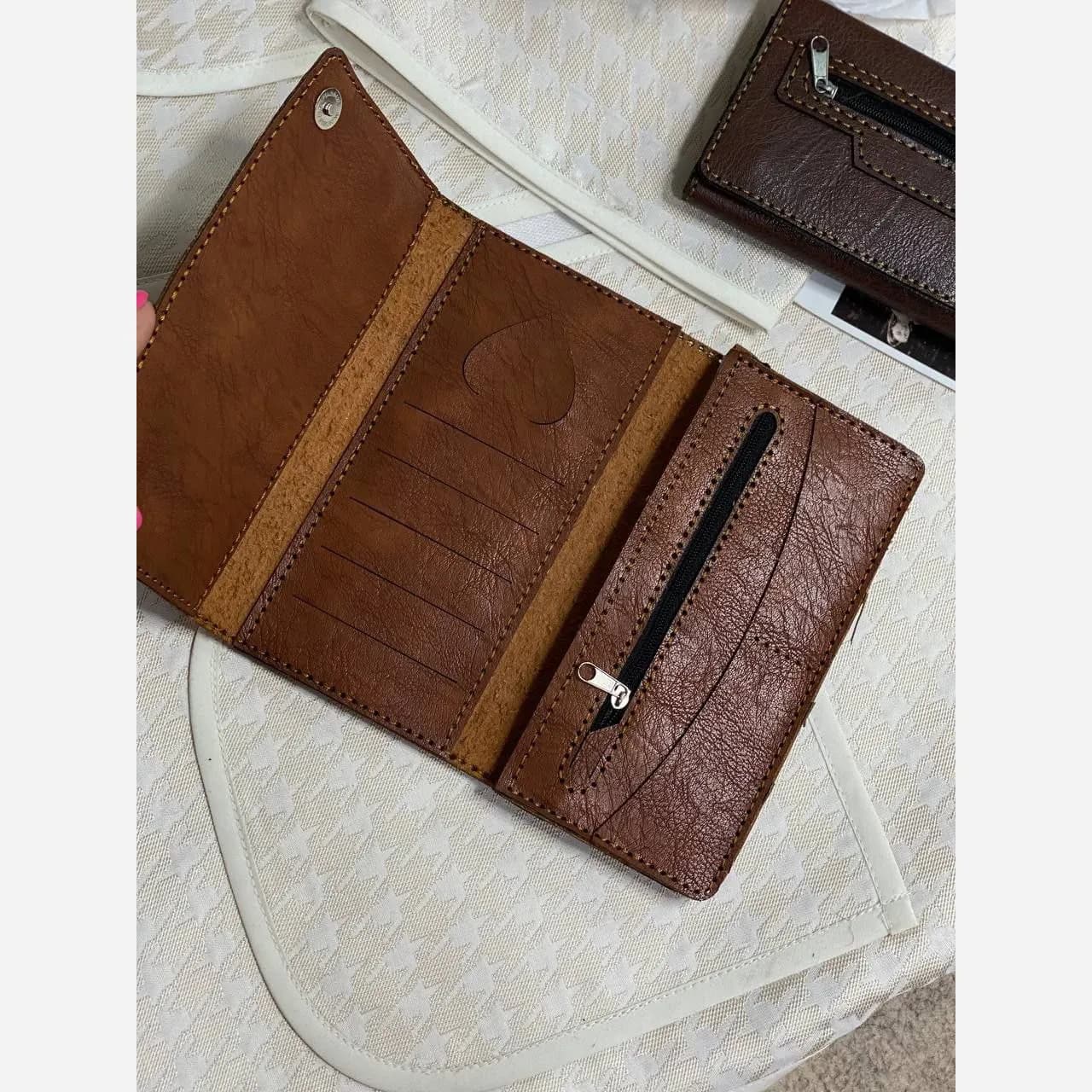 کیف پول و موبایل چرم دستدوز مدل عطارد سه لت — تصویر ۸