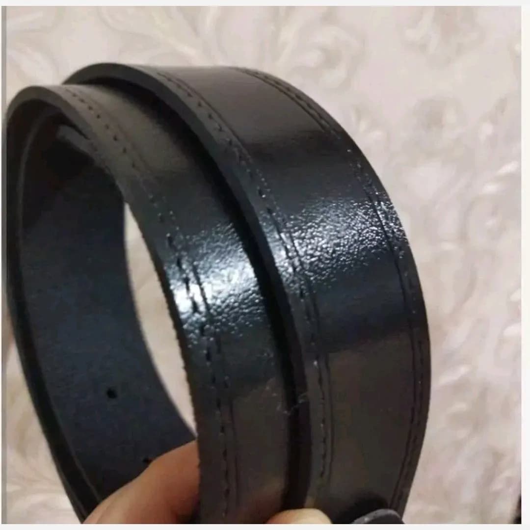 کمربند مردانه چرم صنعتی کلاسیک با سگک فلزی پهنای 3.5 سانتیمتر طول 120 سانتیمتر — تصویر ۳