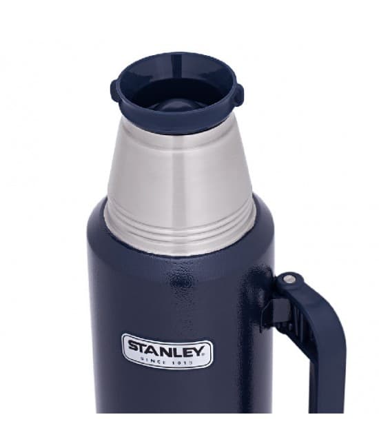 فلاسک ۱.۳ لیتر دسته دار کلاسیک سرمه ای استنلی Stanley Classic Vacuum Insulated — تصویر ۳