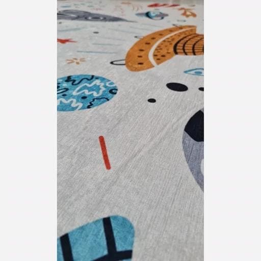فرش ماشینی چاپی | فرشینه کودک هازان ترک طرح فضانوردی و سفینه کد C177 (پس کرایه) — تصویر ۷