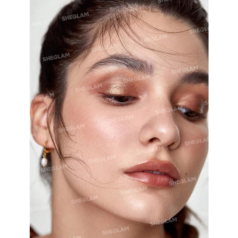 سایه استیکی دو رنگ شیگلم مدل INSTA EYES رنگ CHARM — تصویر ۴