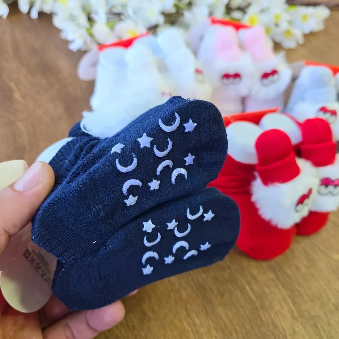 جوراب عروسکی کلاه دار کد 3892 — تصویر ۳