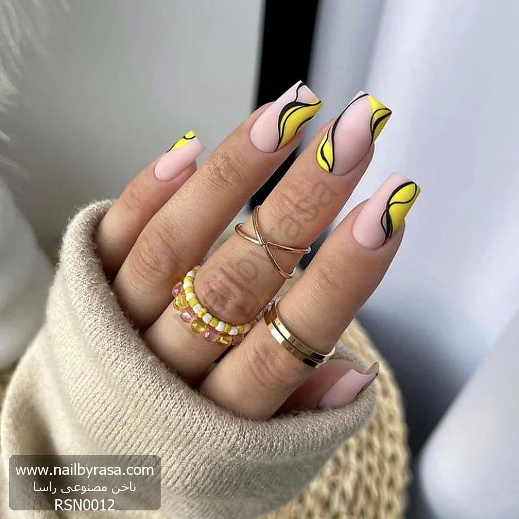 ناخن مصنوعی طرح فرنچ انتزاعی و موجدار زرد مات مربعی بلند راسا – RSN0012