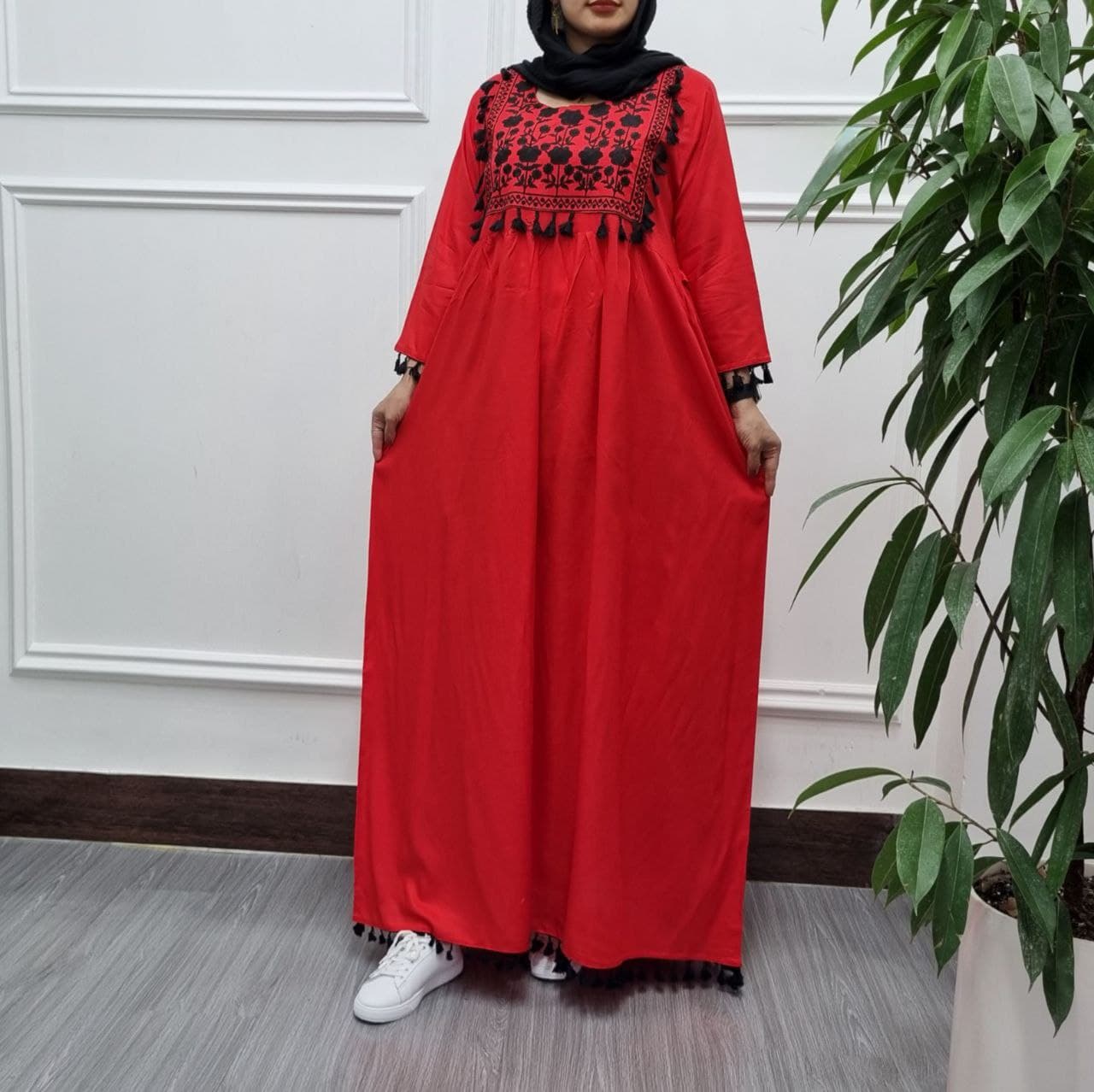 ساحلی نخی منگوله دار گلدوزی وارداتی/کد6964 — تصویر ۵