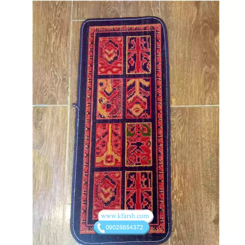گلیم پله قرمز طرح بلوچ به همراه ست پاگرد
