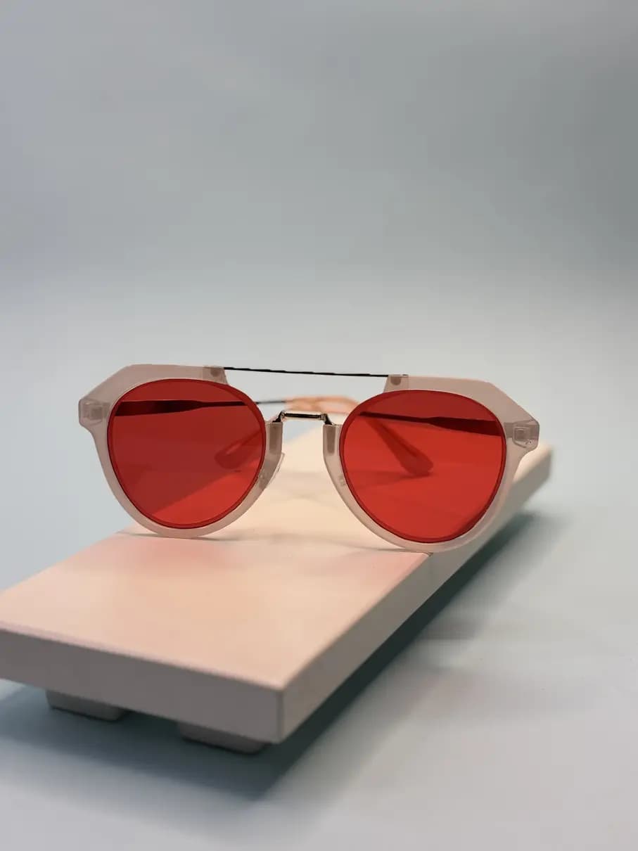 عینک آفتابی اورجینال Rayban قرمز UV 400 — تصویر ۲