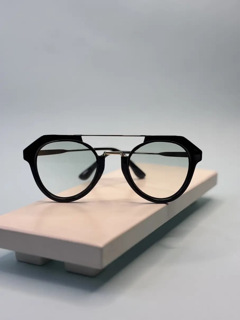عینک آفتابی اورجینال Rayban سبز UV 400 — تصویر ۲