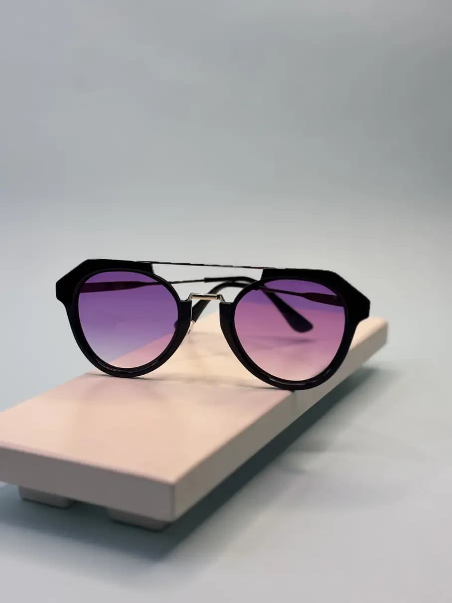 عینک آفتابی اورجینال Rayban بنفش UV 400 — تصویر ۲