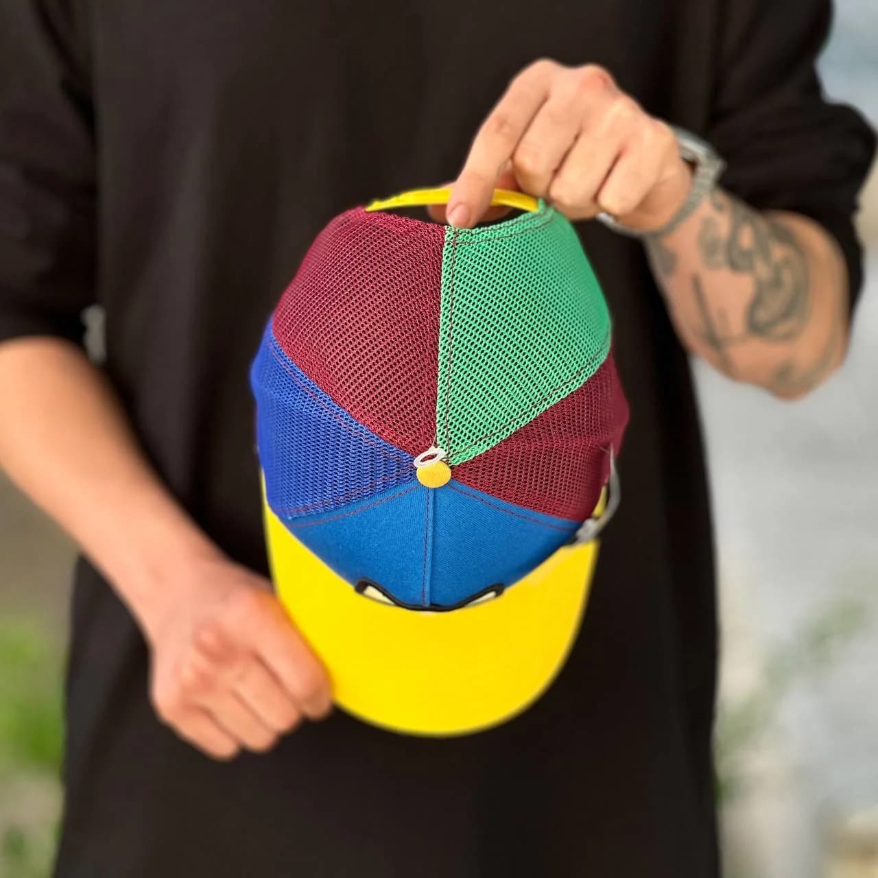 کلاه گورین trippy چندرنگ — تصویر ۳