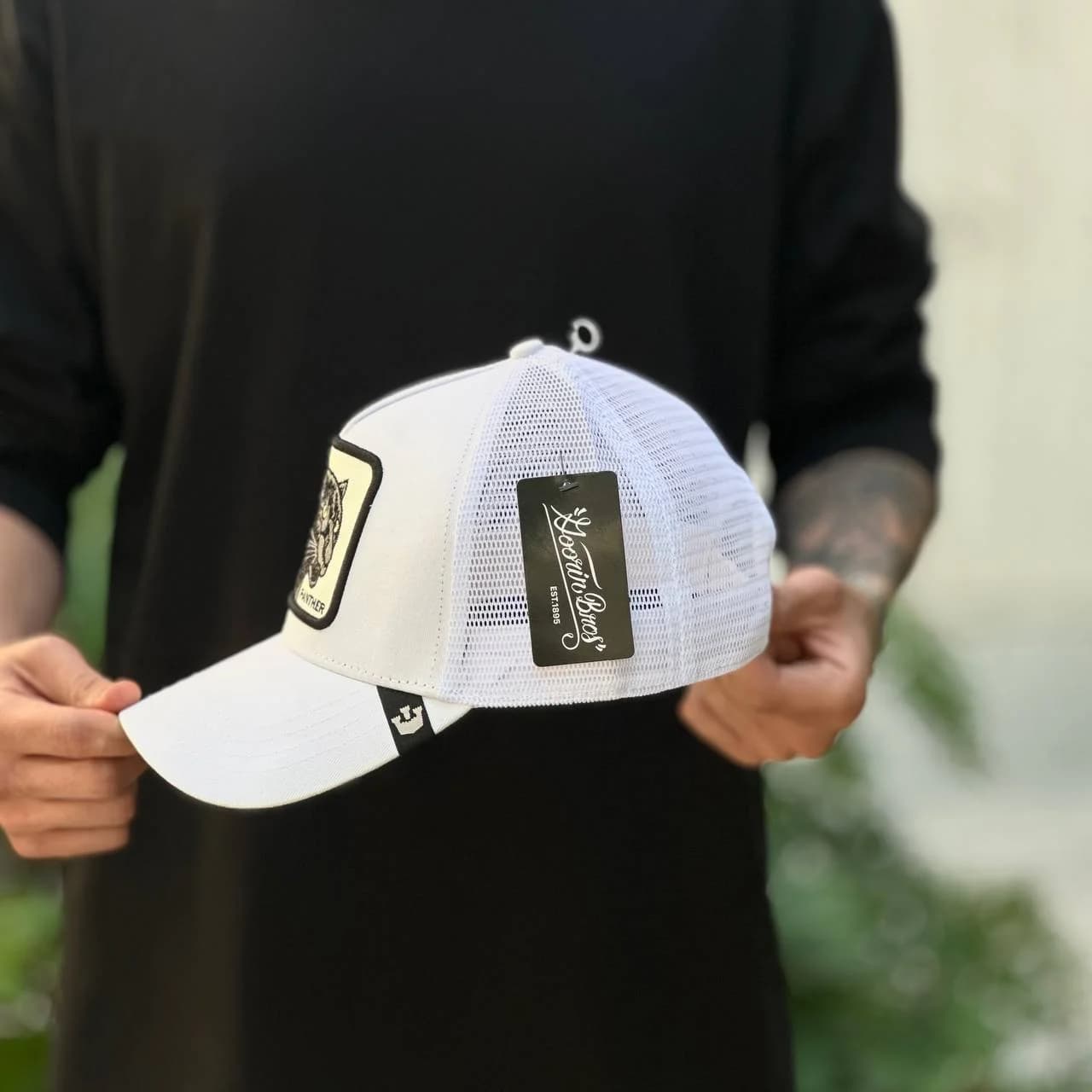 کلاه گورین panther سفید — تصویر ۲