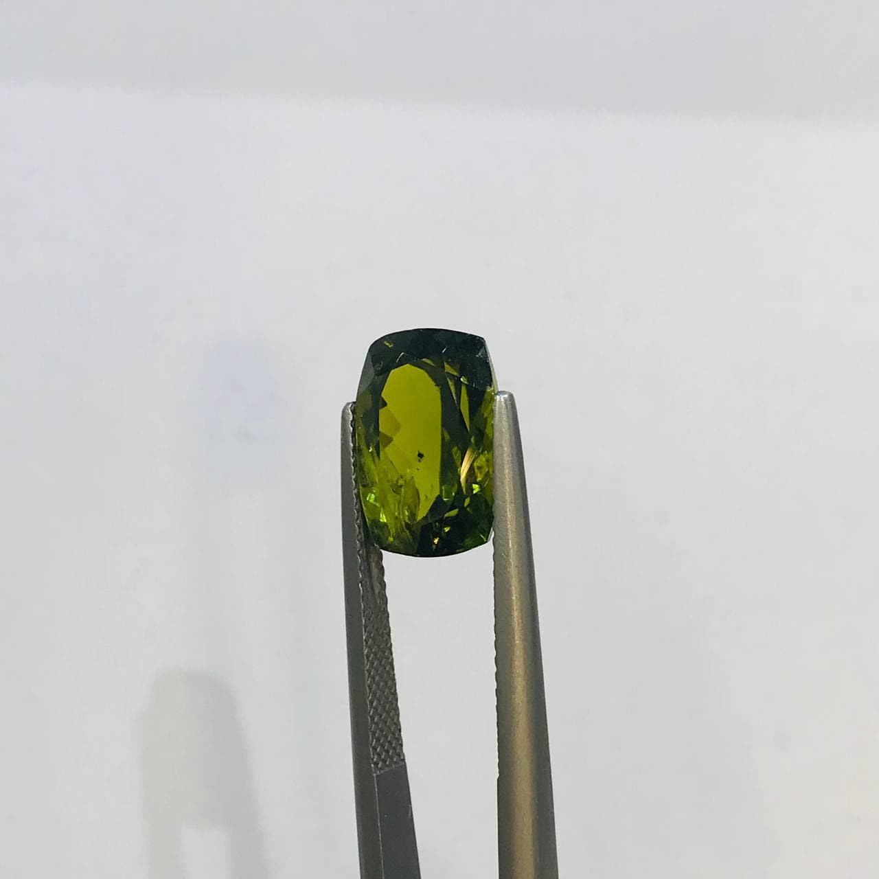 نگین زبرجد افغانستان اصل سایز 13*9 — تصویر ۲