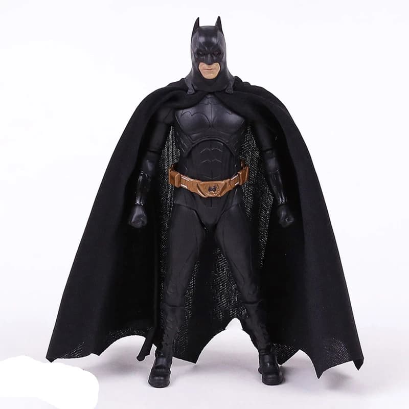 اکشن فیگور نکا مدل بتمن طرح Batman Begins کد BB880 — تصویر ۵