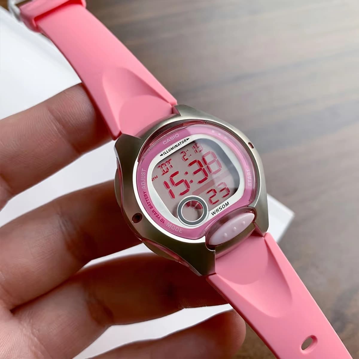 ساعت مچی زنانه کاسیو مدل Casio LW-200-4BVDF — تصویر ۱۰